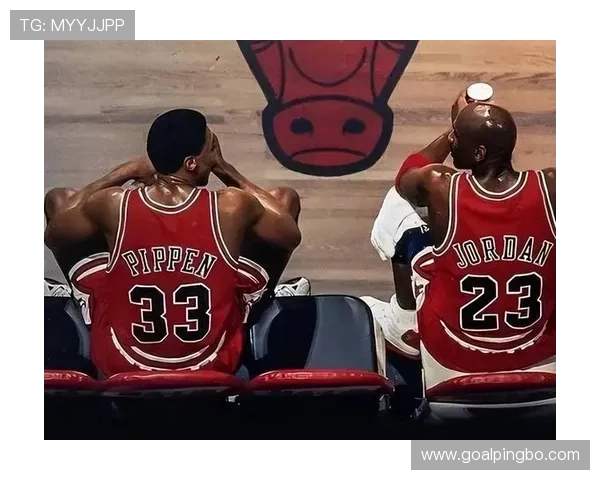 乔丹无球跑动撕裂防线，关键回合得分结构重塑公牛战术