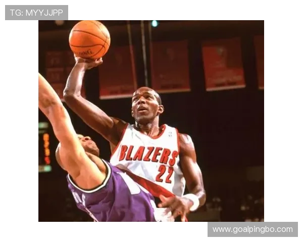 德雷克斯勒突破能力显著提升，抢占快攻关键得分点