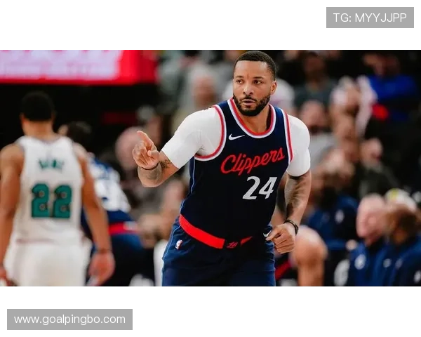 米德尔顿利用挡拆提升投篮效率明显优于队友鲍威尔