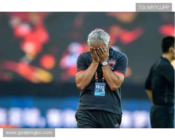 国安换帅风波：新帅能否拯救豪门危局与战术迷茫？